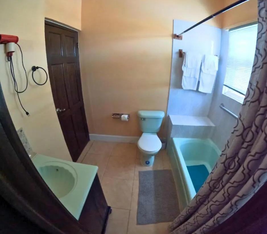 Relaxing Ocean View Getaway In A Prime Location Villa Montego Bay Holiday home